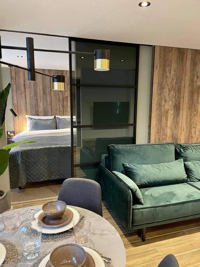 Siauliai 'Four Sisters' Apartman Kültér fotó
